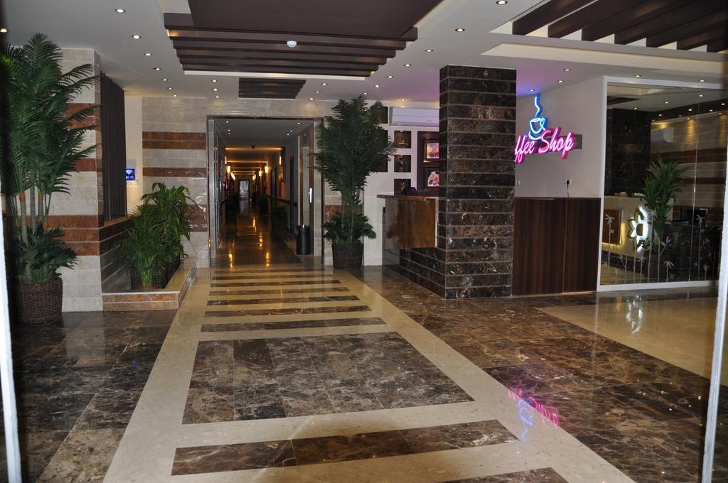 Al Bustan Crown Hotel 2 Arar Zewnętrze zdjęcie